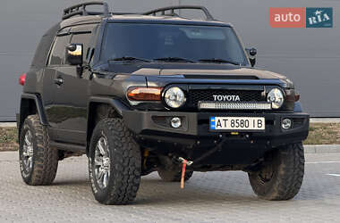 Позашляховик / Кросовер Toyota FJ Cruiser 2008 в Івано-Франківську