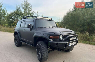 Позашляховик / Кросовер Toyota FJ Cruiser 2007 в Чернівцях