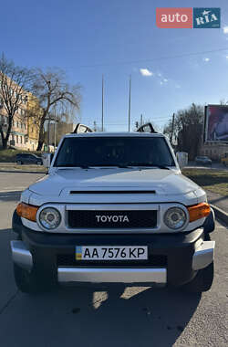 Позашляховик / Кросовер Toyota FJ Cruiser 2010 в Львові