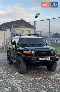 Позашляховик / Кросовер Toyota FJ Cruiser 2006 в Мукачевому