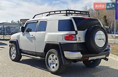 Позашляховик / Кросовер Toyota FJ Cruiser 2010 в Львові