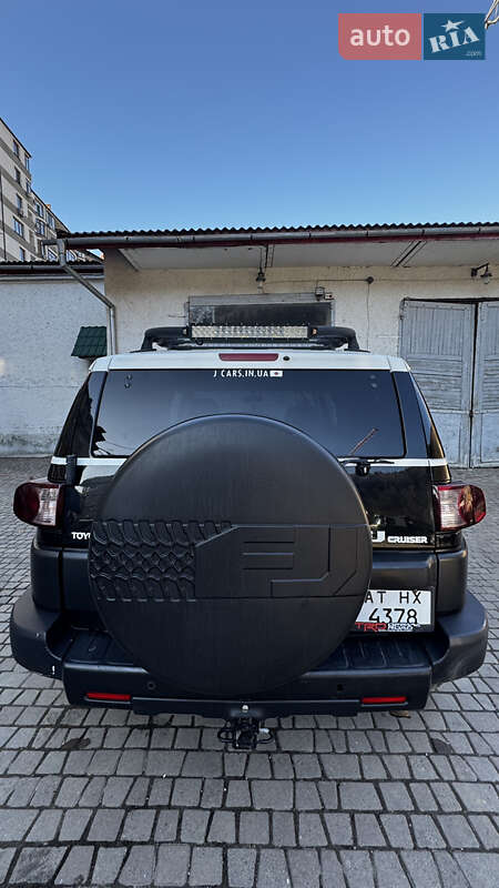 Внедорожник / Кроссовер Toyota FJ Cruiser 2006 в Яремче фото 10 Внедорожник / Кроссовер Toyota FJ Cruiser 2006 в Яремче
