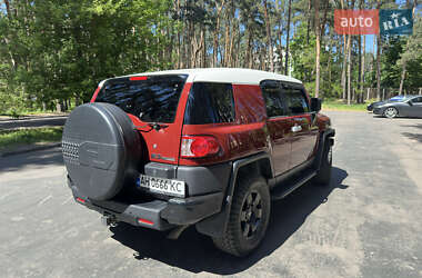 Внедорожник / Кроссовер Toyota FJ Cruiser 2008 в 