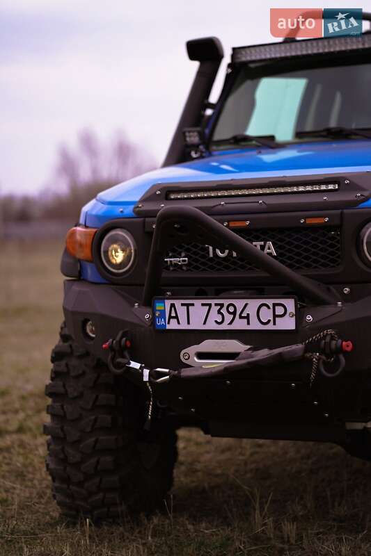 Позашляховик / Кросовер Toyota FJ Cruiser 2007 в Івано-Франківську фото 15 Позашляховик / Кросовер Toyota FJ Cruiser 2007 в Івано-Франківську