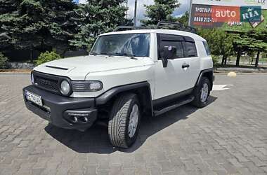Позашляховик / Кросовер Toyota FJ Cruiser 2010 в Вознесенську