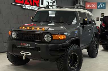 Позашляховик / Кросовер Toyota FJ Cruiser 2007 в 