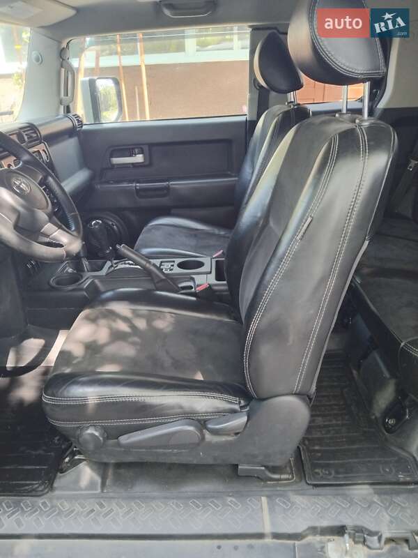 Позашляховик / Кросовер Toyota FJ Cruiser 2007 в Вінниці