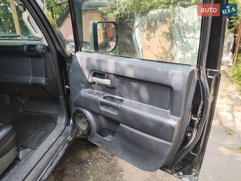 Позашляховик / Кросовер Toyota FJ Cruiser 2007 в Вінниці