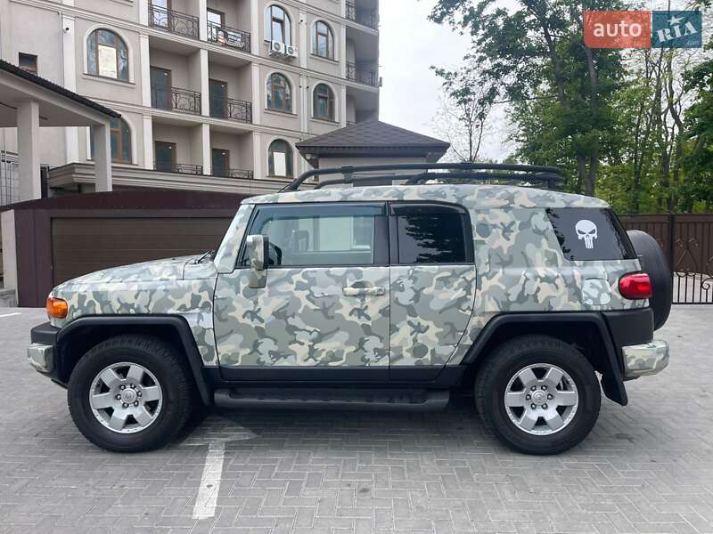 Внедорожник / Кроссовер Toyota FJ Cruiser 2006 в Одессе