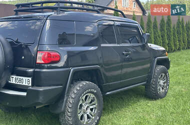 Позашляховик / Кросовер Toyota FJ Cruiser 2008 в 