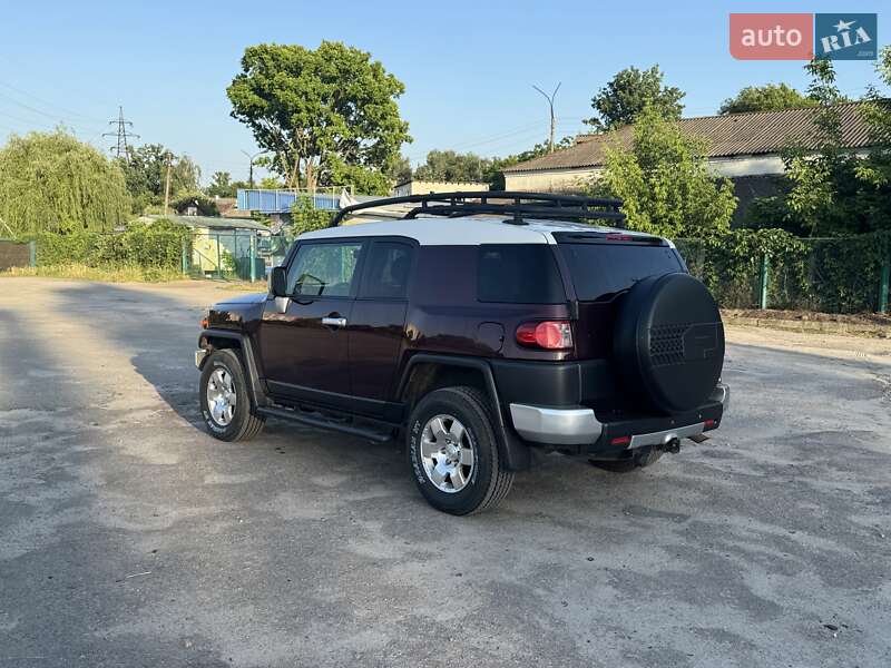 Внедорожник / Кроссовер Toyota FJ Cruiser 2007 в Харькове