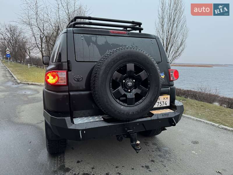 Позашляховик / Кросовер Toyota FJ Cruiser 2007 в Обухові