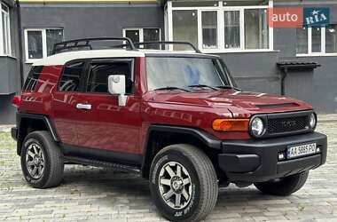 Позашляховик / Кросовер Toyota FJ Cruiser 2008 в 