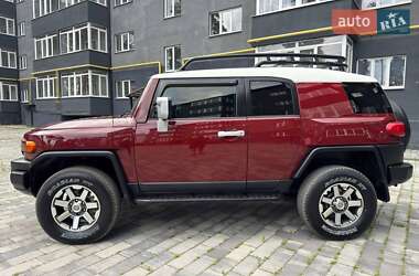 Позашляховик / Кросовер Toyota FJ Cruiser 2008 в 