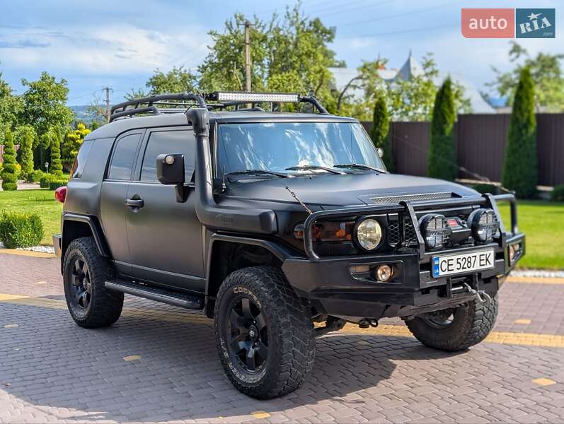 Внедорожник / Кроссовер Toyota FJ Cruiser 2007 в Ивано-Франковске