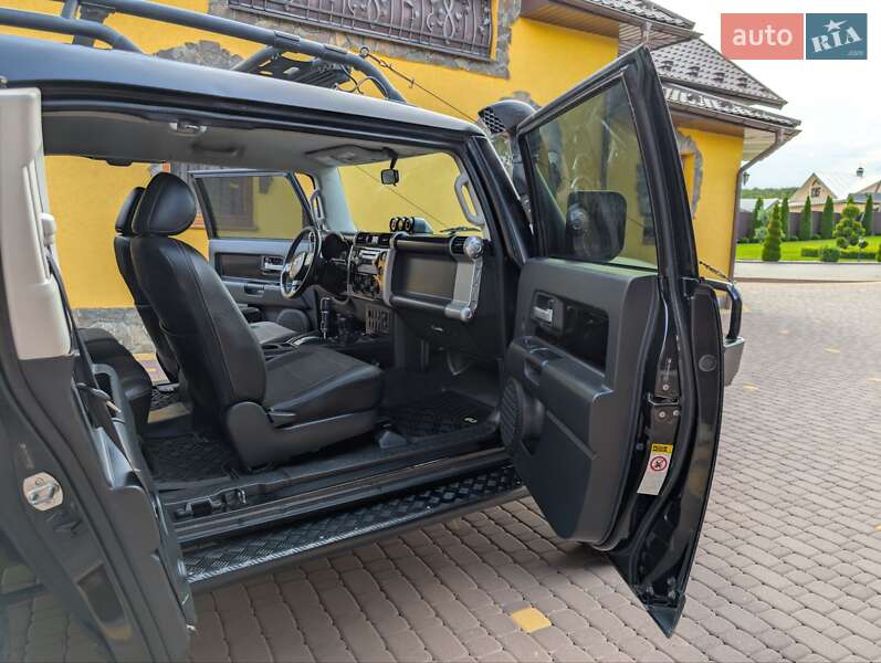 Внедорожник / Кроссовер Toyota FJ Cruiser 2007 в Ивано-Франковске