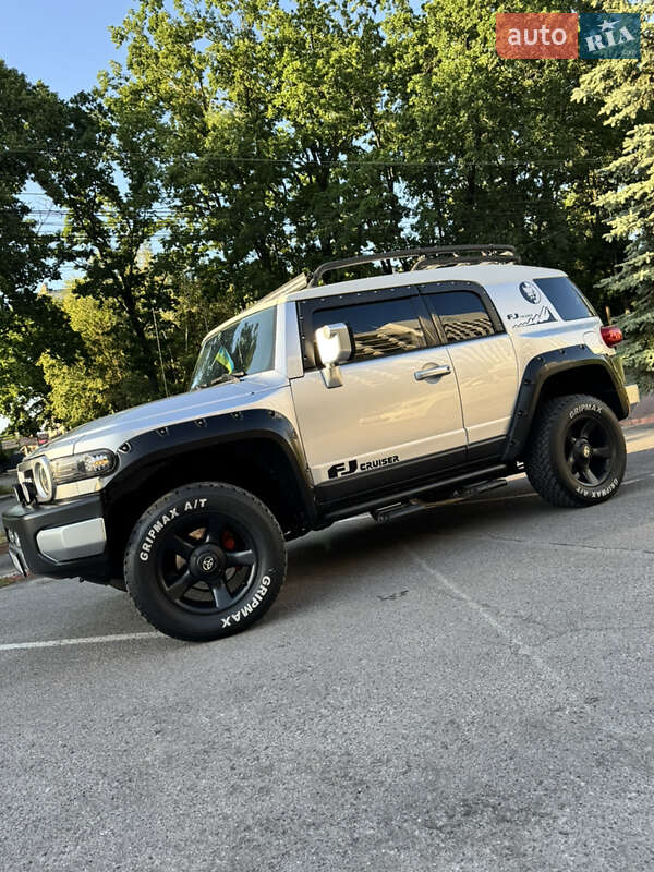 Toyota FJ Cruiser 2006