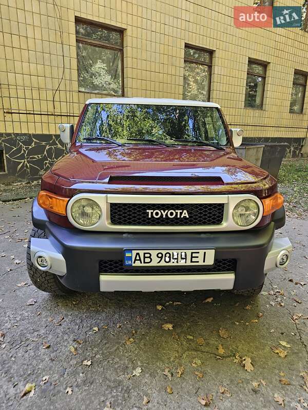 Внедорожник / Кроссовер Toyota FJ Cruiser 2008 в Тульчине фото 3 Внедорожник / Кроссовер Toyota FJ Cruiser 2008 в Тульчине