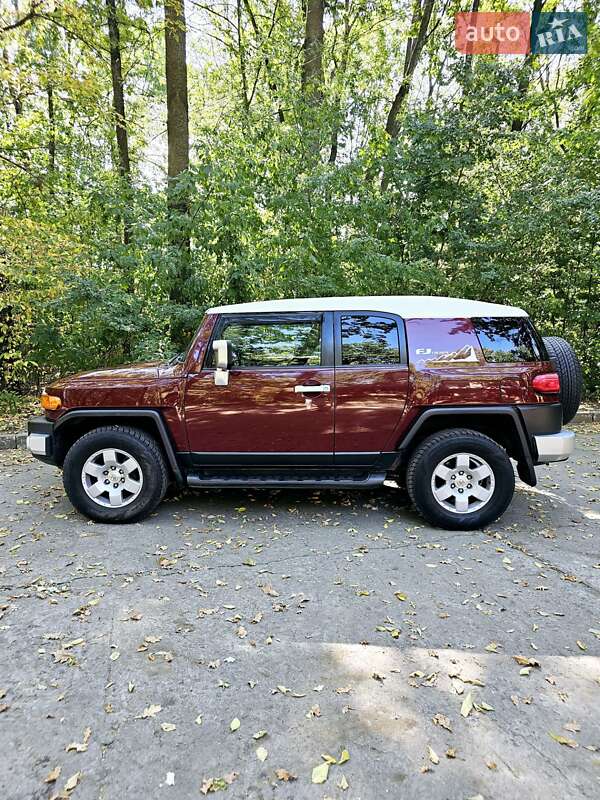 Внедорожник / Кроссовер Toyota FJ Cruiser 2008 в Тульчине фото 7 Внедорожник / Кроссовер Toyota FJ Cruiser 2008 в Тульчине