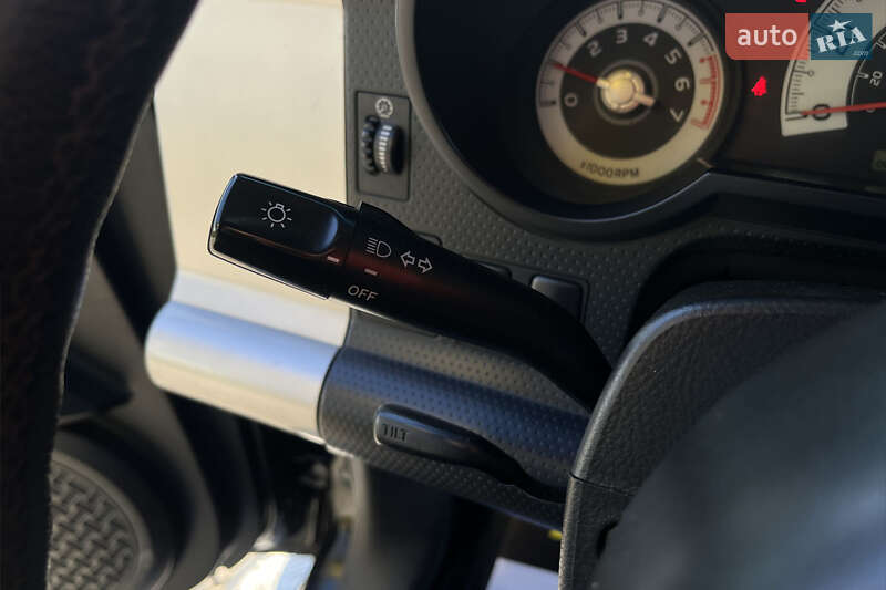 Позашляховик / Кросовер Toyota FJ Cruiser 2007 в Мукачевому