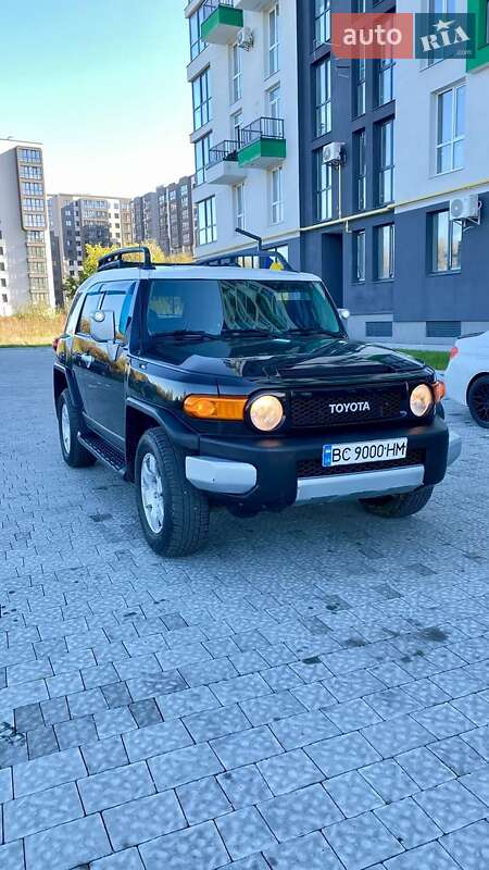 Внедорожник / Кроссовер Toyota FJ Cruiser 2008 в Львове фото 13 Внедорожник / Кроссовер Toyota FJ Cruiser 2008 в Львове