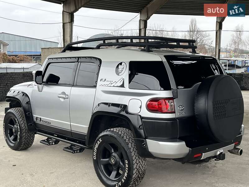 Позашляховик / Кросовер Toyota FJ Cruiser 2006 в Вінниці