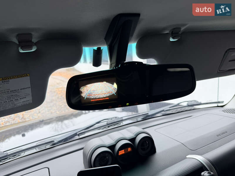 Внедорожник / Кроссовер Toyota FJ Cruiser 2014 в Обухове