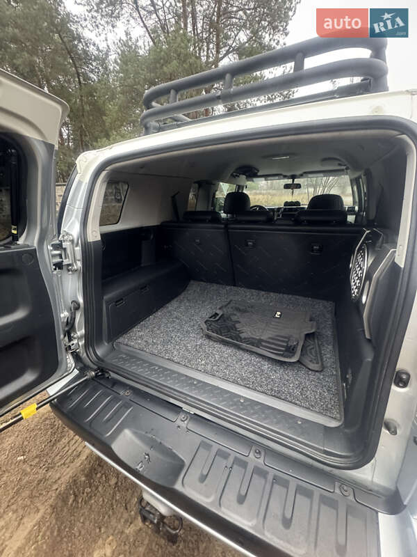 Внедорожник / Кроссовер Toyota FJ Cruiser 2008 в Киеве