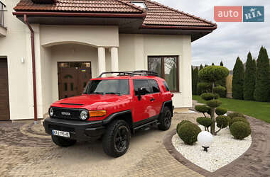 Внедорожник / Кроссовер Toyota FJ Cruiser 2012 в Мукачево