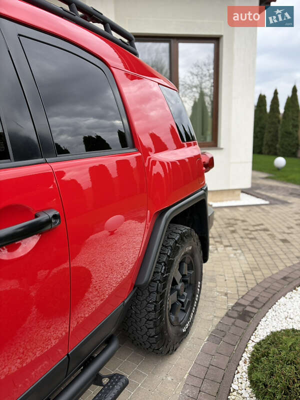 Позашляховик / Кросовер Toyota FJ Cruiser 2012 в Мукачевому фото 21 Позашляховик / Кросовер Toyota FJ Cruiser 2012 в Мукачевому