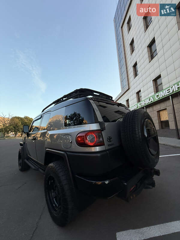 Toyota FJ Cruiser 2012 Toyota FJ Cruiser 2012