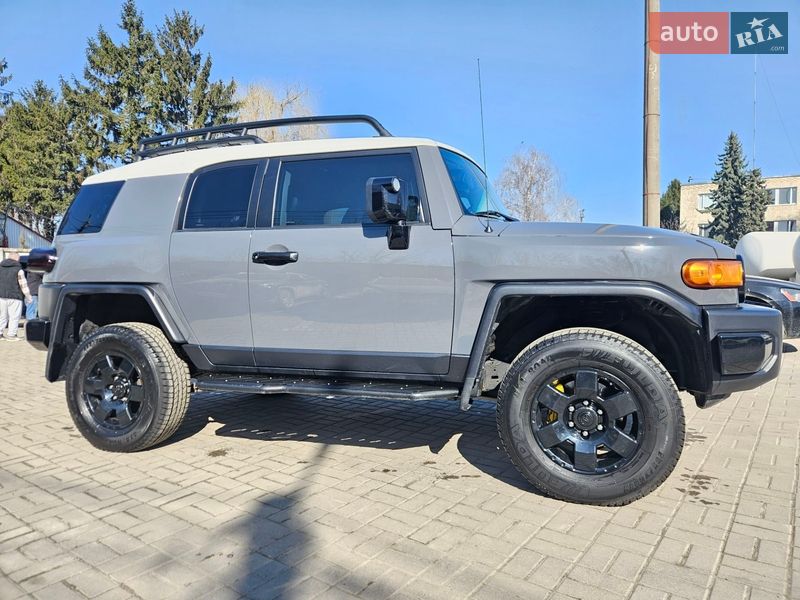 Внедорожник / Кроссовер Toyota FJ Cruiser 2007 в Тернополе