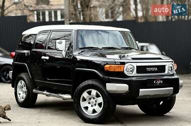 Позашляховик / Кросовер Toyota FJ Cruiser 2007 в Києві