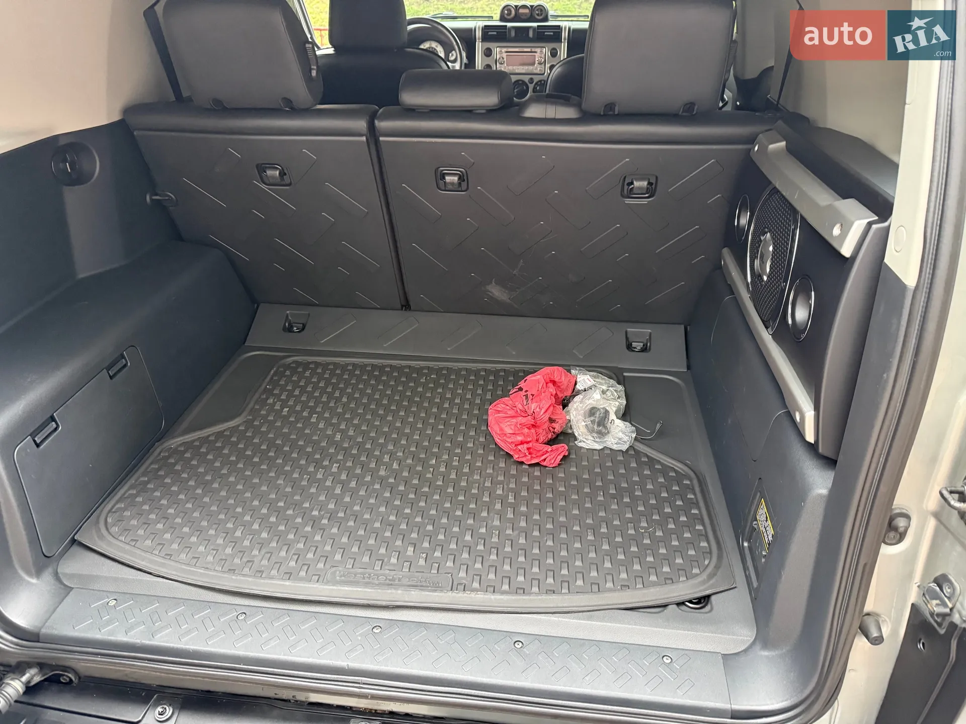 2011 Toyota FJ Cruiser - мініатюра 14