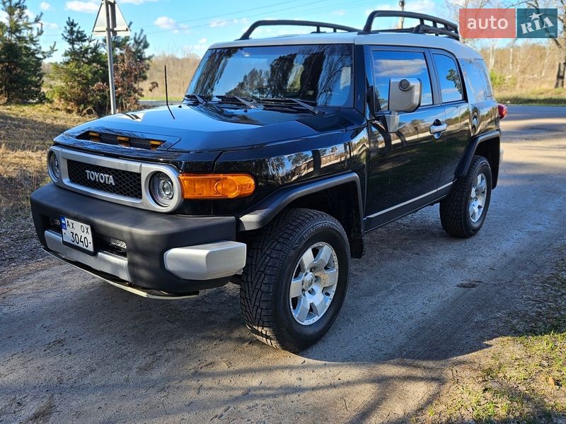 Toyota FJ Cruiser 2010
