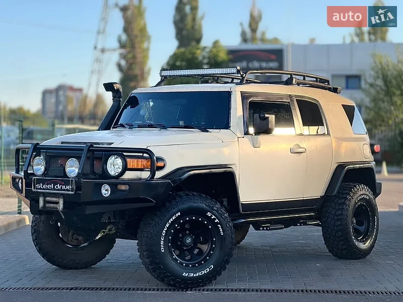 Toyota FJ Cruiser