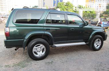 Внедорожник / Кроссовер Toyota Fortuner 2001 в 