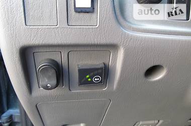 Внедорожник / Кроссовер Toyota Fortuner 2001 в 