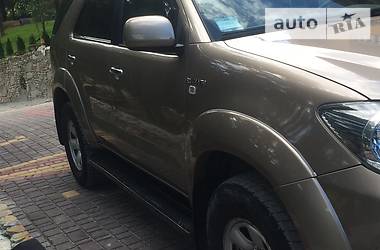 Внедорожник / Кроссовер Toyota Fortuner 2008 в Бориславе