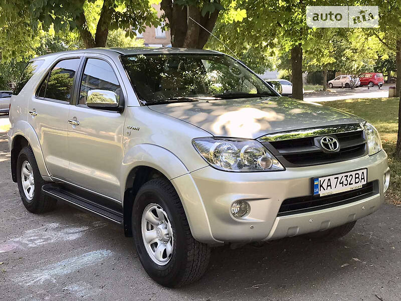 Внедорожник / Кроссовер Toyota Fortuner 2007 в Белой Церкви