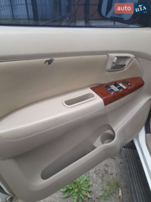 Позашляховик / Кросовер Toyota Fortuner 2008 в Черкасах