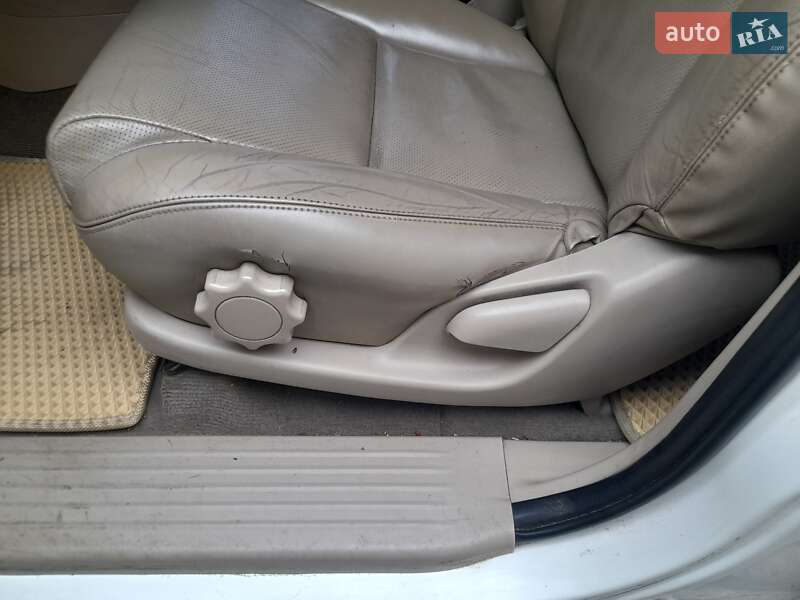 Позашляховик / Кросовер Toyota Fortuner 2008 в Черкасах