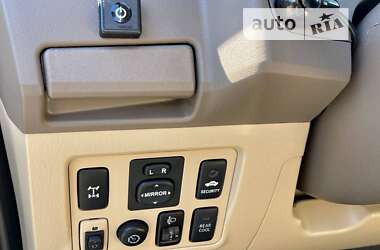 Позашляховик / Кросовер Toyota Fortuner 2007 в 