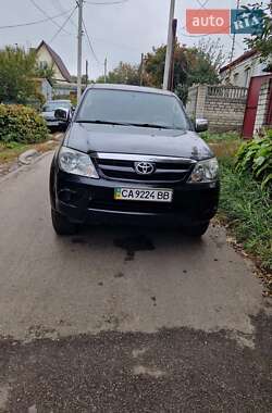 Внедорожник / Кроссовер Toyota Fortuner 2007 в Каневе