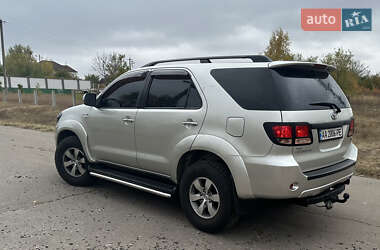 Внедорожник / Кроссовер Toyota Fortuner 2007 в Харькове