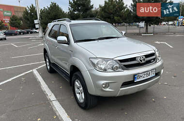 Позашляховик / Кросовер Toyota Fortuner 2007 в Одесі