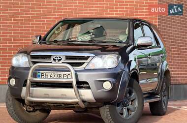 Позашляховик / Кросовер Toyota Fortuner 2006 в Одесі