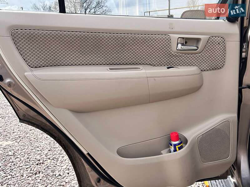 Позашляховик / Кросовер Toyota Fortuner 2006 в Одесі