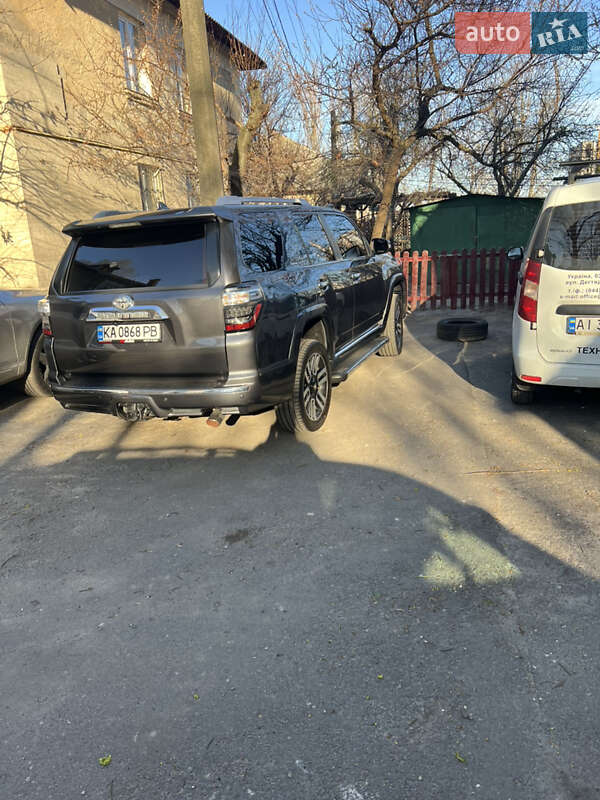 Внедорожник / Кроссовер Toyota Fortuner 2014 в Киеве