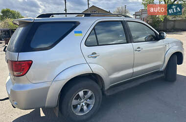 Внедорожник / Кроссовер Toyota Fortuner 2007 в 